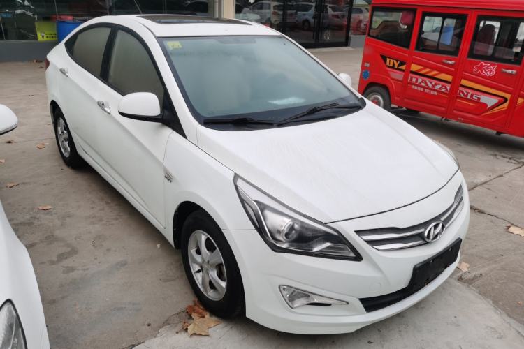 Used Hyundai Verna 2014 1.4L Automatic Leading-Edge GLX
