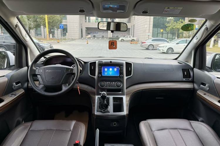 Used FORTHING Lingzhi PLUS 2021 2.0L Manual Luxury 7-Seater

