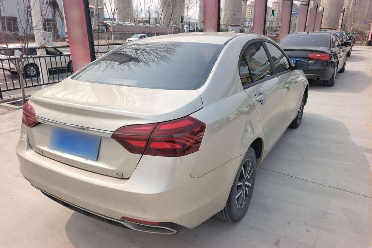 Used Geely Auto Emgrand 2019 Leading Edition 1.5L Manual Luxury Model China VI Standard
