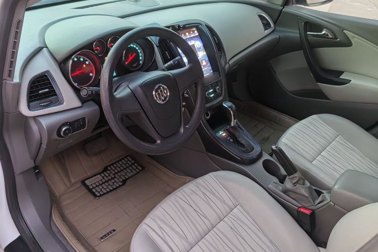 Used Buick GT 2014 XT 1.6L Automatic Comfort Edition
