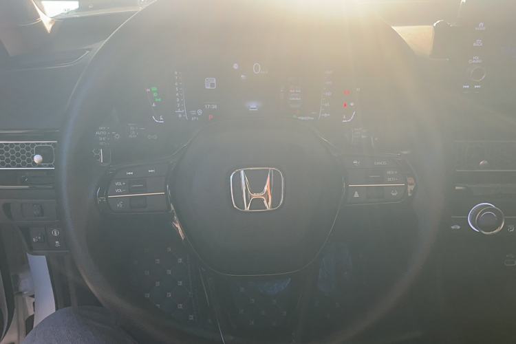 Used Honda Civic 2023 240TURBO CVT Dynamic · Center Stage Special Edition
