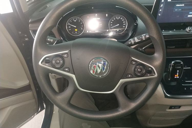 Used Buick GL8 2023 Land Executive Class Smart Enjoyment Model
