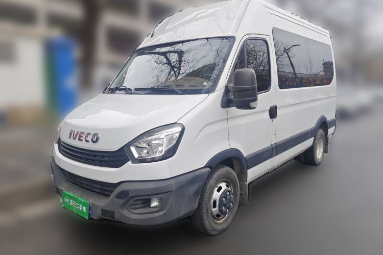 Used Iveco Eurocargo 2020 2.3T Manual Super Rui Long Wheelbase Short Overhang High Roof China VI F1A