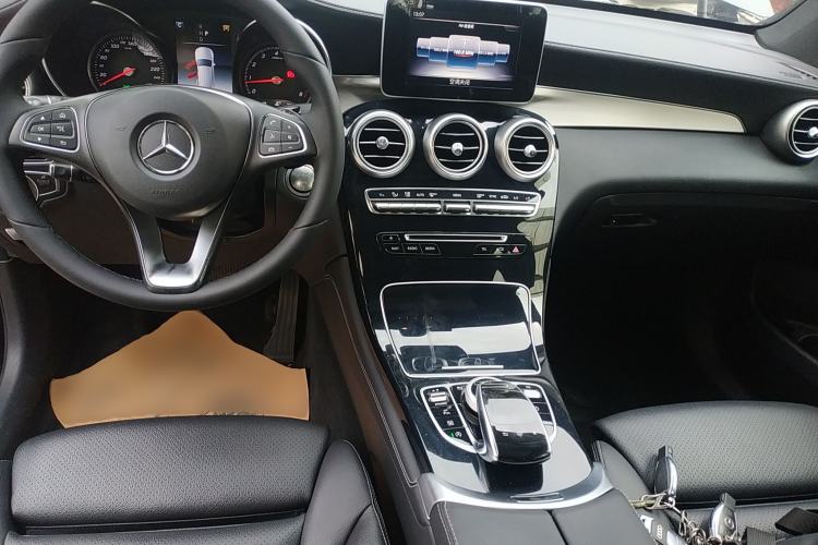 Used Mercedes-Benz GLC 2018 GLC 200 4MATIC
