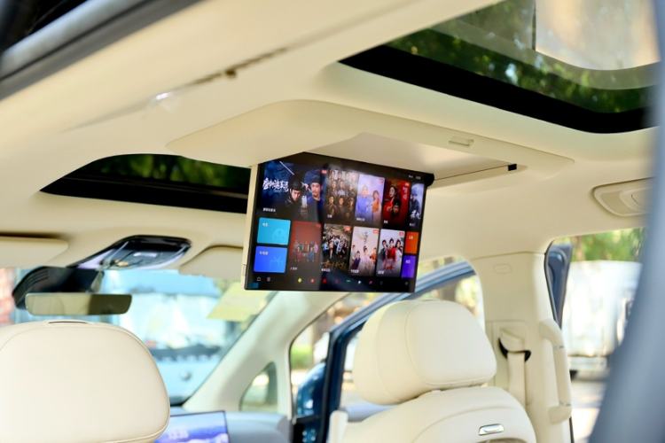 Used VOYAH Dream 2025 PHEV Four-Wheel Drive Prestige Kunpeng Edition
