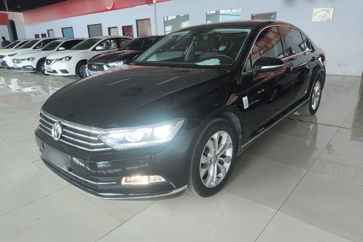 Used Volkswagen Magotan 2019 330TSI DSG Luxury Version China VI Standard
