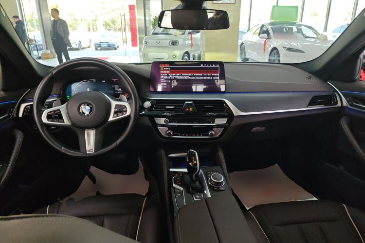 Used BMW 5 Series 2022 Restyled 530Li Leading Edition M Sport Package
