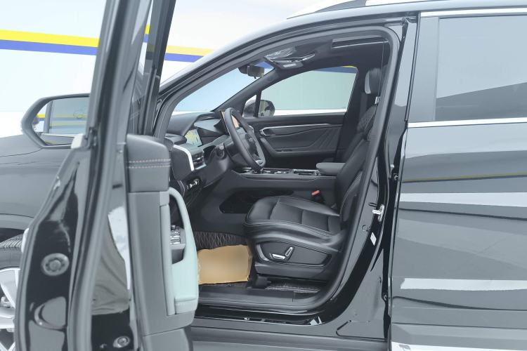 Used Geely Auto Haoyue L 2023 2.0T DCT Prestige Edition