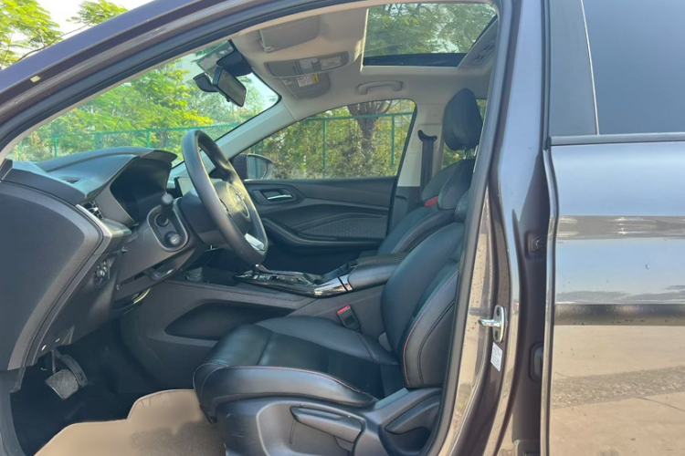 Used MG 5 2021 180 DVVT CVT Youth Luxury Edition
