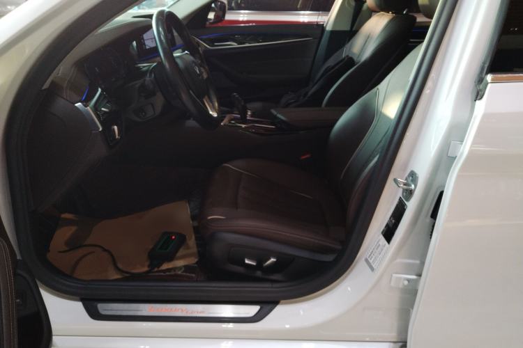 Used BMW 5 Series 2021 Updated Version 525Li Luxury Package
