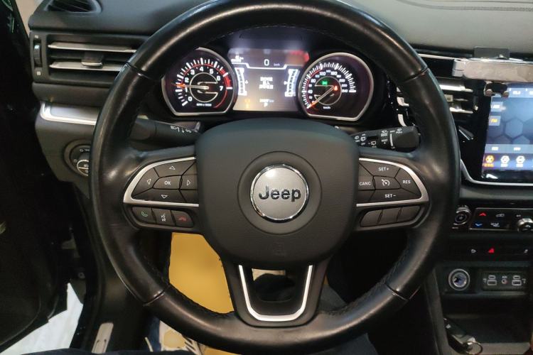 Used  Grand Commander 2022 2.0T Two-Wheel Drive Luxury Version