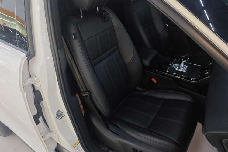 Used Land Rover Range Rover Evoque 2020 249 PS R-DYNAMIC S Sport Edition
