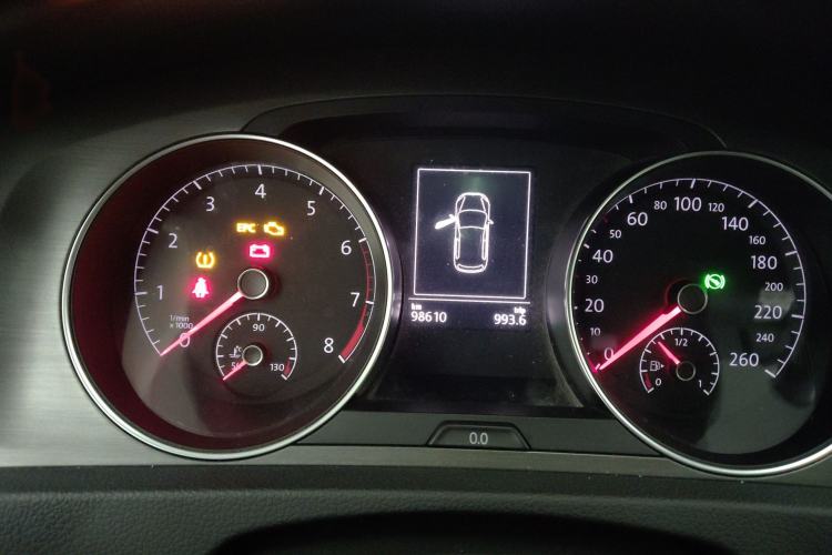 Used Volkswagen Golf 2016 230TSI Automatic Comfort Version
