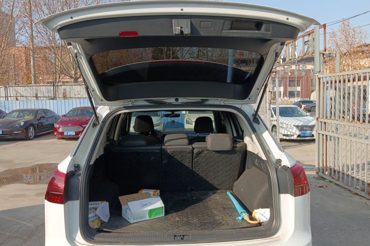 Used Volkswagen Tayron 2020 330TSI Two-Wheel Drive Luxury Smart Connectivity Version
