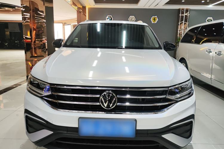 Used Volkswagen Tiguan L 2023 330TSI Automatic Two-Wheel Drive Smart Edition