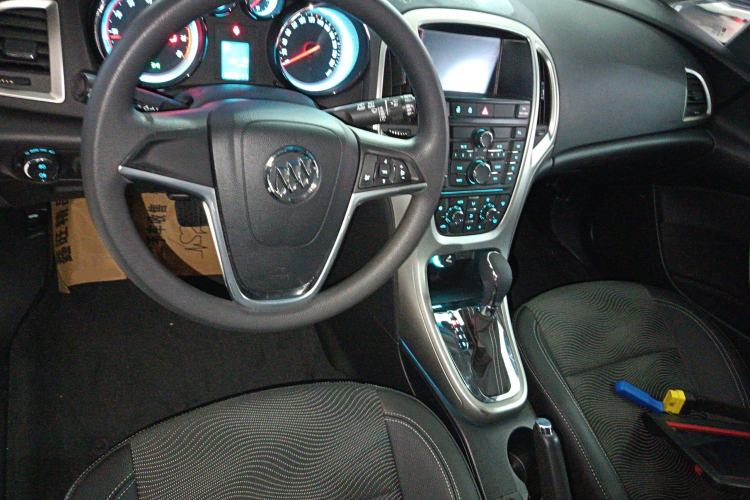 Used Buick GT 2014 XT 1.6L Automatic Fashion Edition
