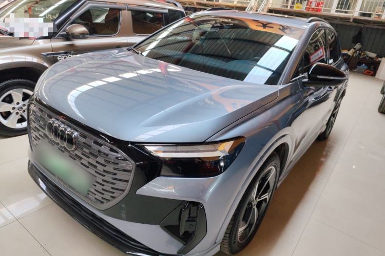 Used Audi Q4 e-tron 2024 40 e-tron Boundary Edition in Midnight Blue
