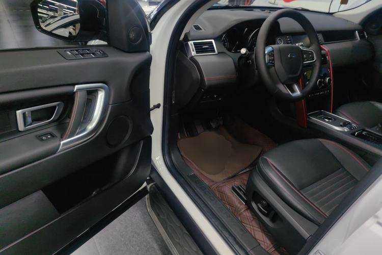 Used Land Rover Discovery Sport 2019 240 PS SE Dynamic Version China V Standard
