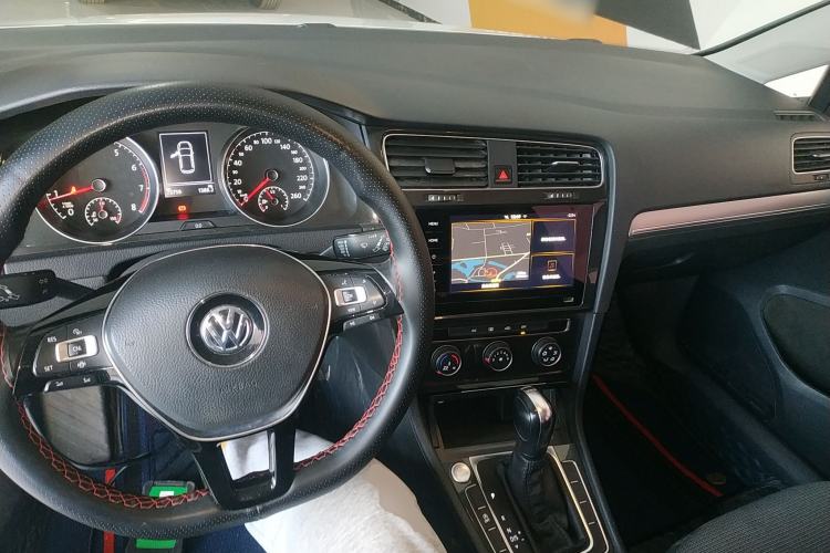 Used Volkswagen Golf 2020 Zhiai Edition 280TSI DSG Comfort Model