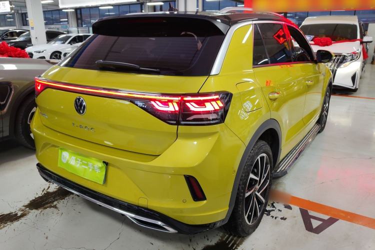 Used Volkswagen T-ROC 2023 300TSI DSG Two-Wheel Drive Starlight Edition