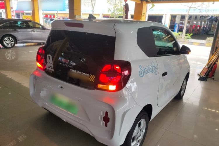 Used Roewe Clever 2021 302 km New Four-Seater Super-Efficient Version
