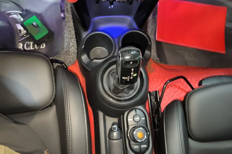 Used  MINI 2019 1.5T COOPER Classic Edition
