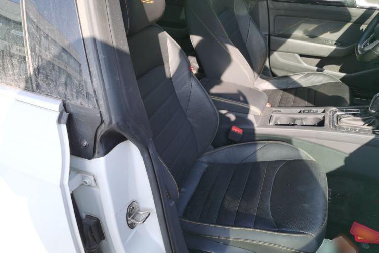 Used Volkswagen FAW-Volkswagen CC 2023 380TSI Striking Edition