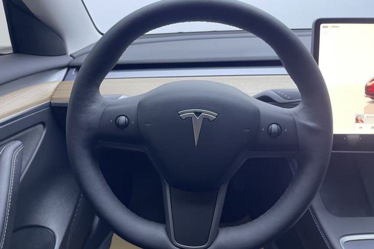 Used Tesla Model 3 2022 Rear-Wheel-Drive Version
