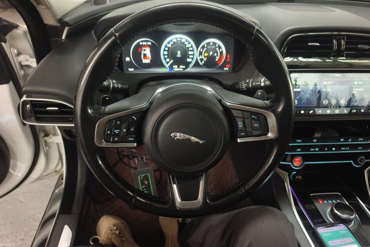 Used Jaguar XEL 2019 2.0T 200 PS Deluxe Edition