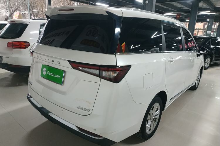 Used Wuling Jiachen 2022 1.5T Manual Light Enjoyment Dynamic Version
