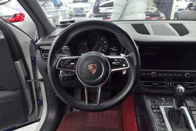 Used Porsche Macan 2018 Macan 2.0T