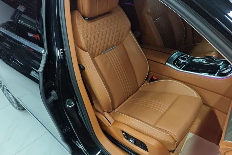 Used Hongqi H9 2020 Revised Version 2.0T Smart Connect Flagship Edition