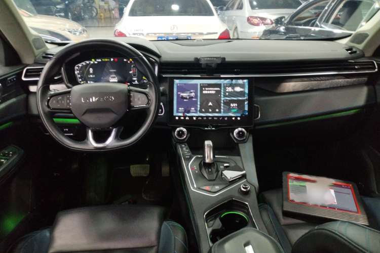 Used Lynk & Co 05 2020 2.0TD Two-Wheel Drive Shine Halo
