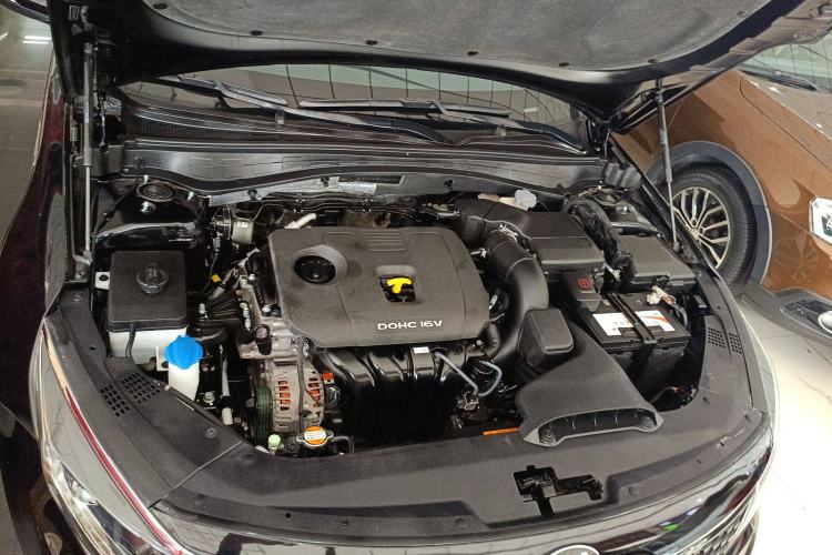 Used Kia K5 2016 2.0L Automatic LUX
