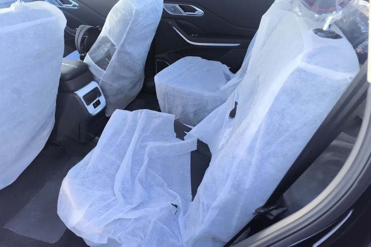 Used Hongqi HS7 PHEV 2025 Model 2.0T PHEV Four-Wheel Drive 2 Million Units Commemorative Edition 6-Seater