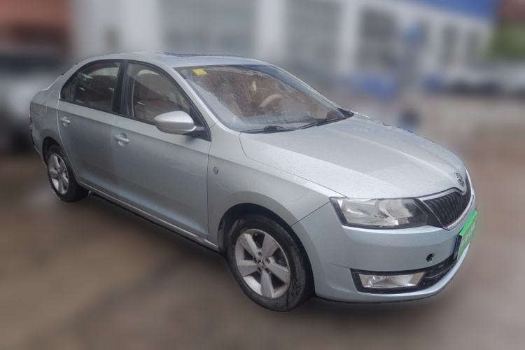 Used Skoda Rapid 2013 1.6L Manual Smart Selection Model
