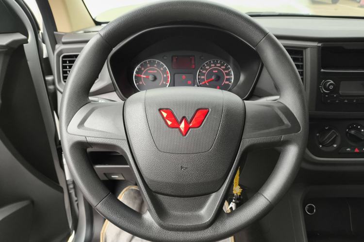 Used Wuling Hongguang V 2022 1.5L Jingqu Edition Electric-Assist LAR
