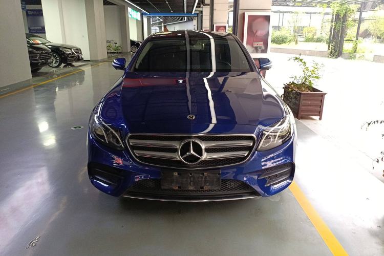 Used Mercedes-Benz E-Class 2018 E 300 L Sporty and Stylish Model