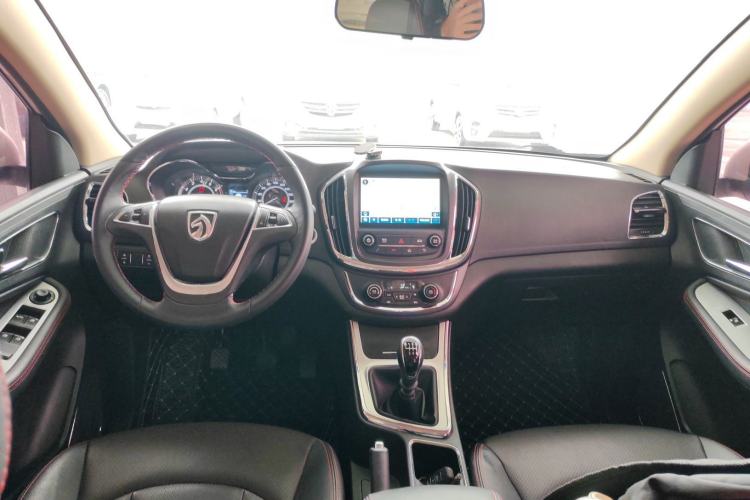 Used Baojun 560 2016 1.5T Manual Luxury Version