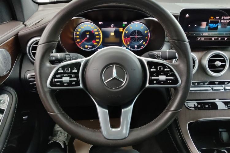 Used Mercedes-Benz GLC 2020 Facelift GLC 300 L 4MATIC Dynamic Edition
