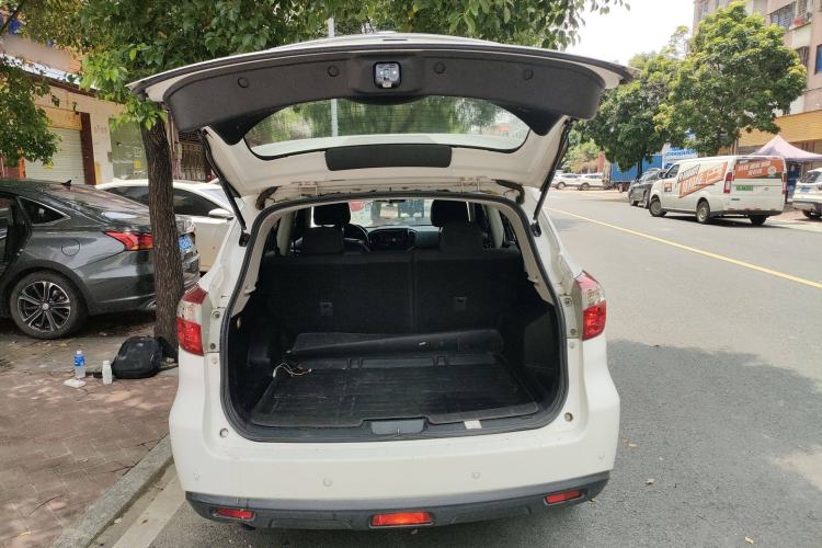 Used Venucia T70 2016 1.6L Manual Ruixing Edition
