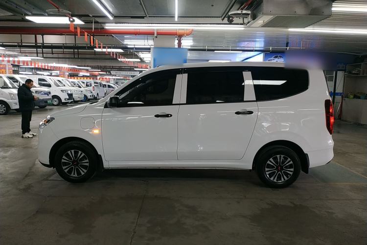 Used Wuling Hongguang New Energy 2024 All-Electric Model 300KM Standard Version