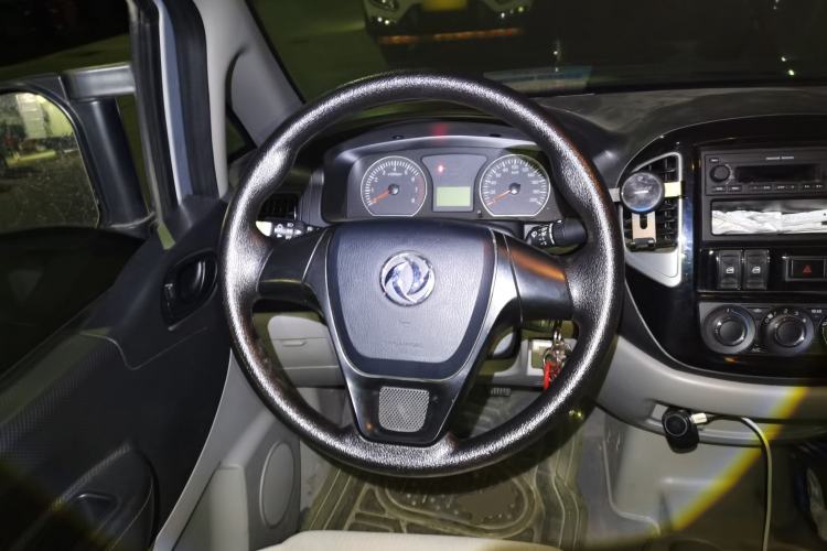 Used FORTHING Lingzhi 2018 M3 1.6L 7-Seater Comfort Model