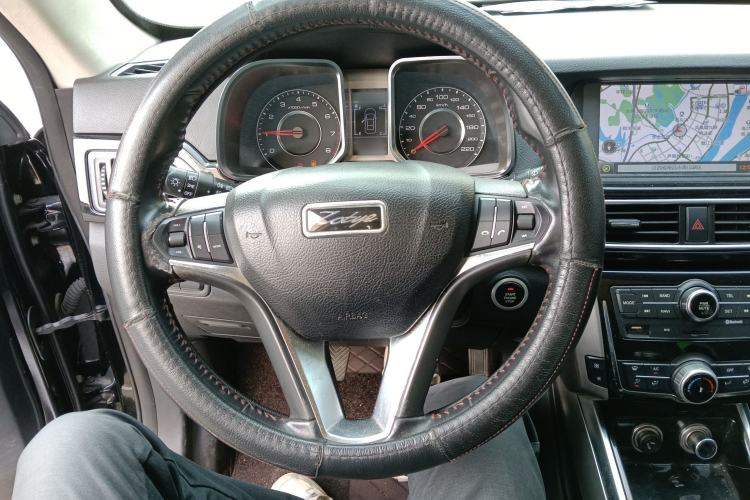 Used Zotye Domy X5 2015 1.5T Manual Luxury Model China V Standard
