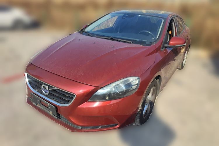 Used Volvo V40 2016 T3 Zhiyi Edition