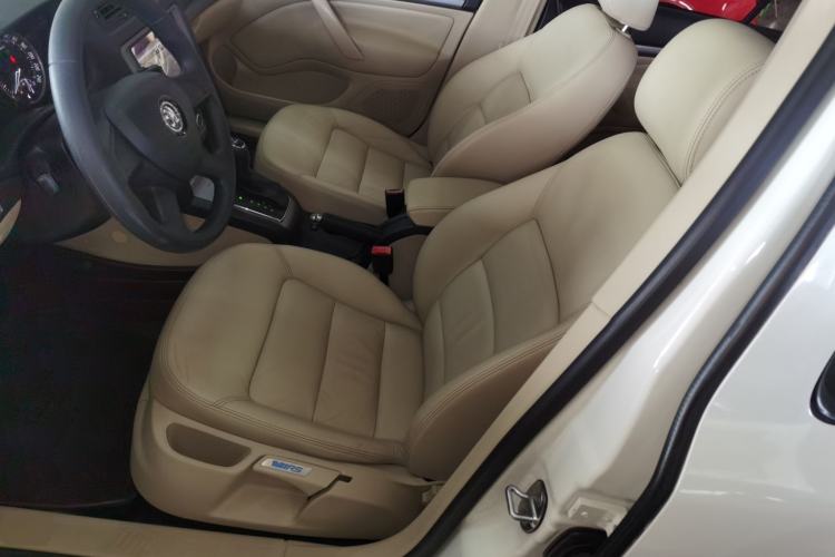 Used Skoda Octavia 2015 Classic Model 1.6L Automatic Yijie Version