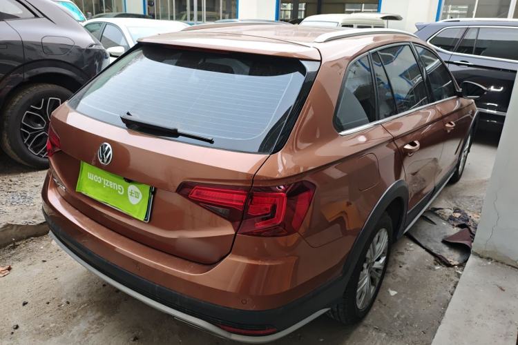 Used Volkswagen C-TREK 2018 1.5L Automatic Comfort Model
