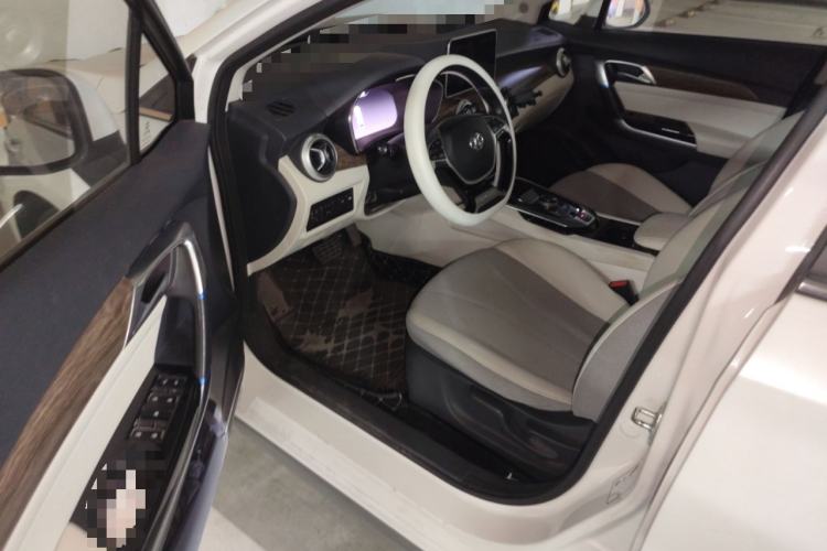 Used BAIC Beijing EU5 2018 R500 Smart Wind Edition
