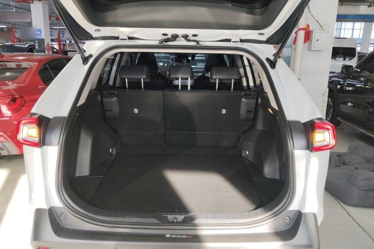 Used Toyota Wildlander 2022 2.0L CVT 4x4 Luxury PLUS Edition