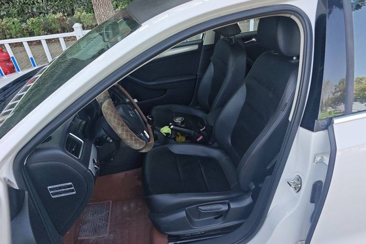 Used Volkswagen Sagitar 2014 Revised Version 1.4TSI Manual Luxury Edition